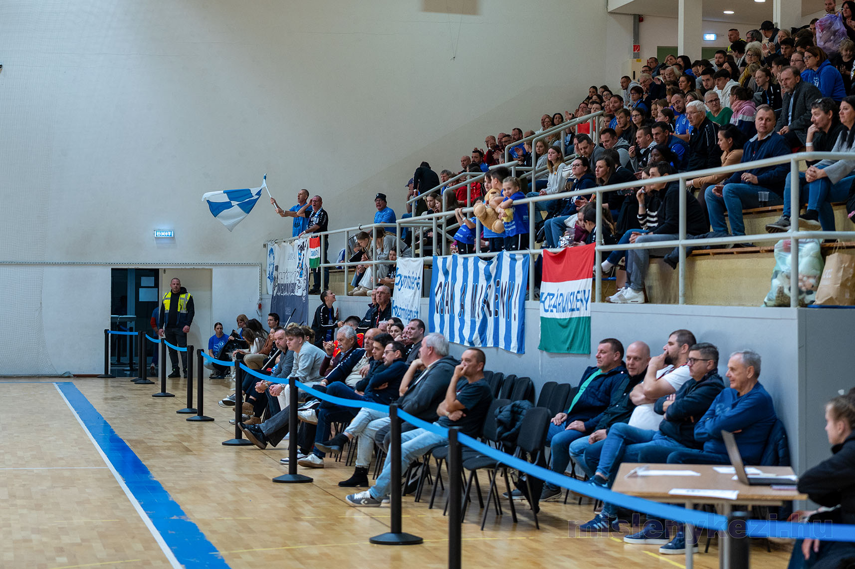 Sztárcsapat érkezik a városba